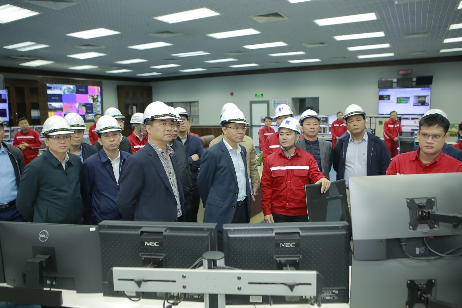 Tập trung đưa tổ máy số 1 NMNĐ Vũng Áng 1 chạy ổn định trở lại sau đại tu vào ngày 3/3