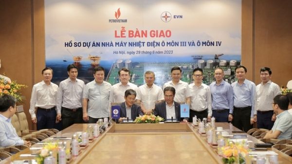 Petrovietnam tiếp nhận bàn giao hồ sơ Dự án Nhà máy Nhiệt điện Ô Môn III và Ô Môn IV