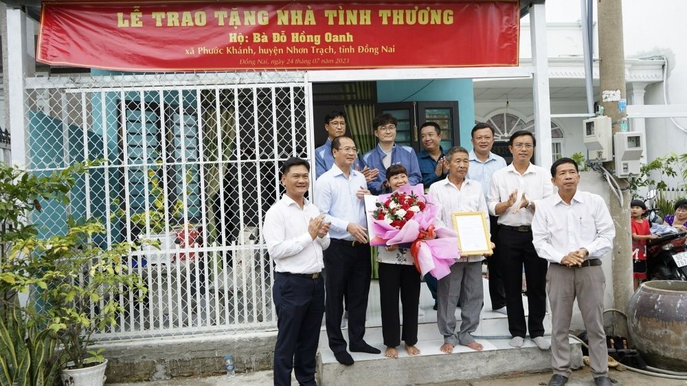 PV Power/Ban Quản lý Dự án Điện trao tặng 2 nhà tình thương tại Nhơn Trạch, Đồng Nai