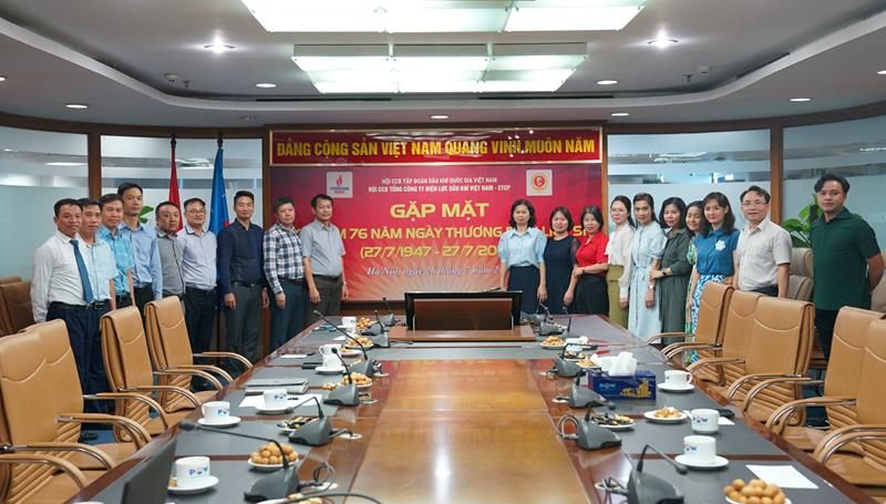 PV Power tổ chức gặp mặt cán bộ công nhân viên là con thương binh, liệt sỹ nhân kỷ niệm 76 năm ngày thương binh liệt sĩ