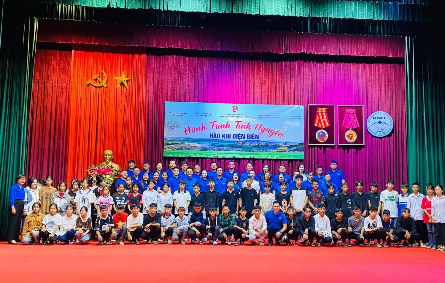 Đoàn Thanh niên PV Power tham gia “Hành trình tình nguyện Hào khí Điện Biên” Đoàn Thanh niên PV Power tham gia “Hành trình tình nguyện Hào khí Điện Biên”