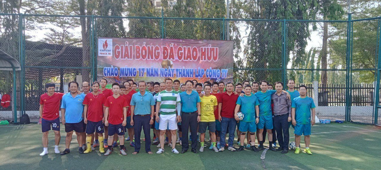 Sôi động Giải bóng đá giao hữu chào mừng 17 năm ngày thành lập Công ty Điện lực Dầu khí Nhơn Trạch (13/4/2007-13/4/2024)