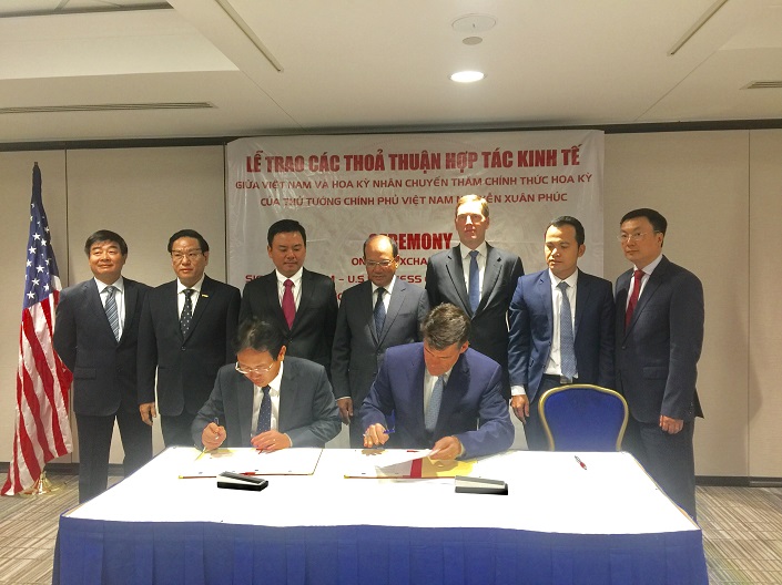 Singing ceremony for the development of gas-fired power plants, which shall use natural gas extracting from the Blue Whale field.