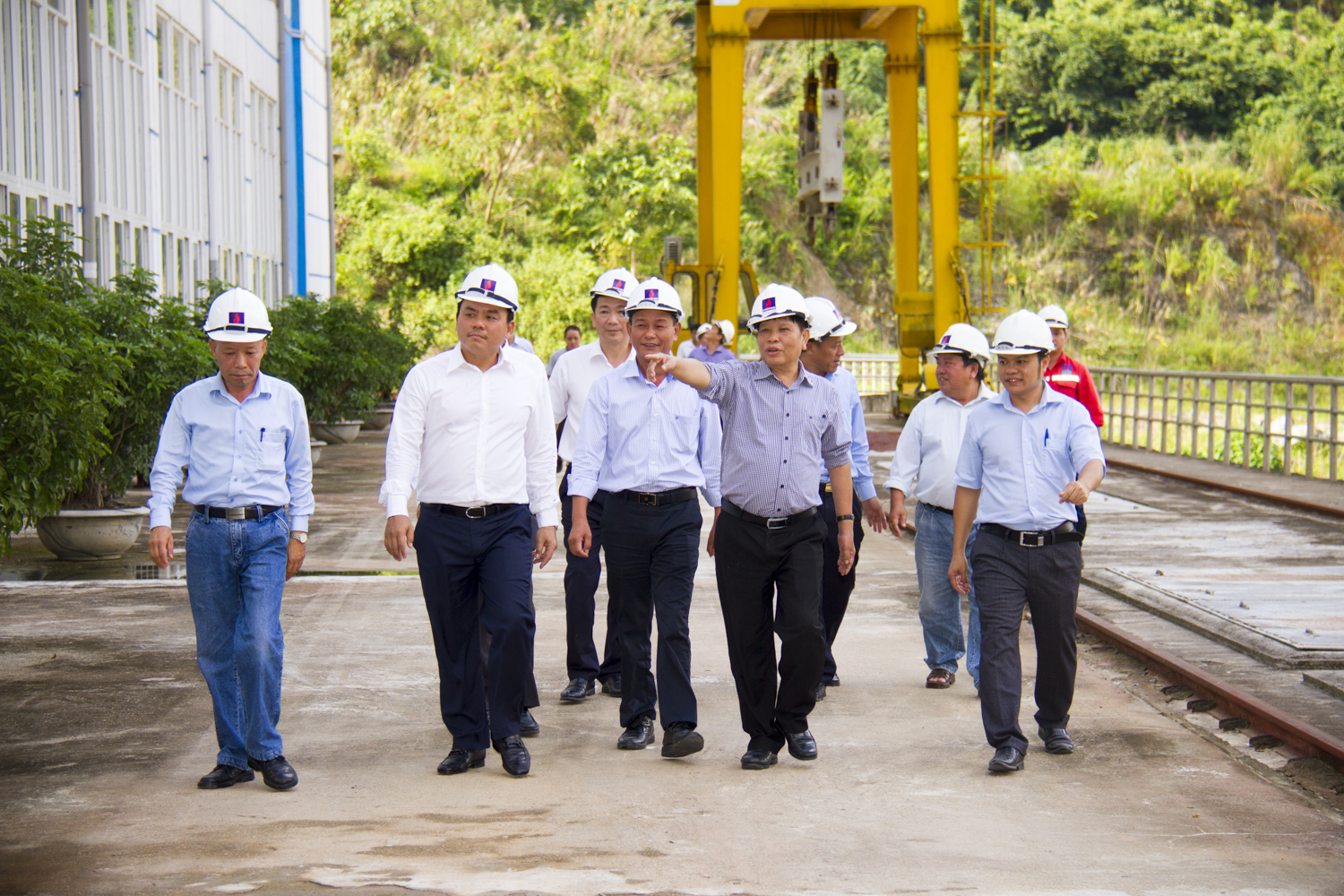 Tổng Giám đốc PV Power làm việc với Nhà máy Thuỷ điện Hủa Na