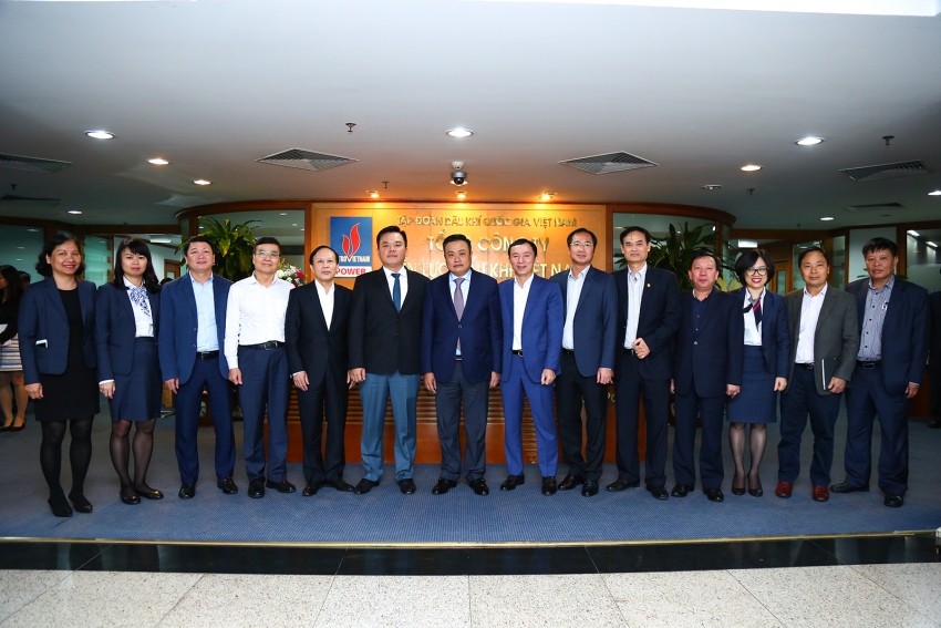 Chủ tịch HĐTV PVN Trần Sỹ Thanh làm việc với PV Power