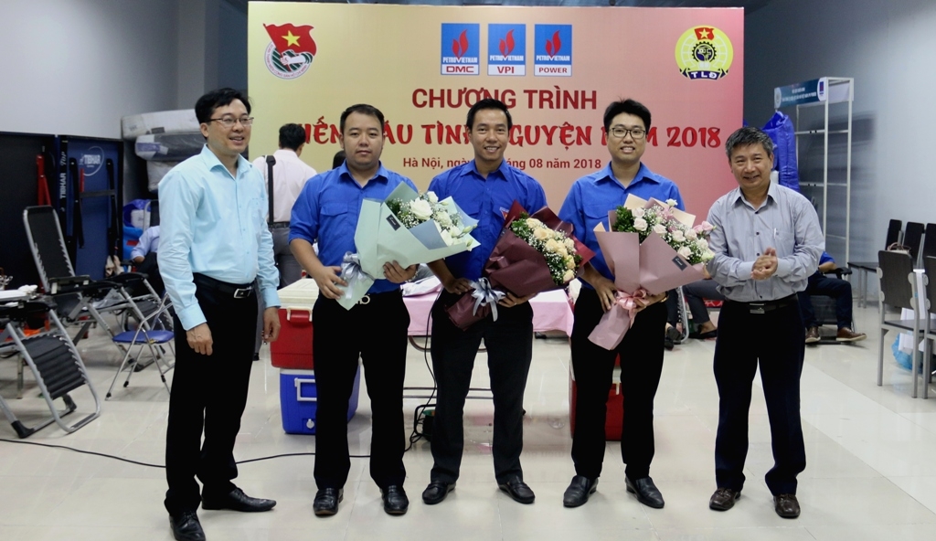 TUỔI TRẺ 3 ĐƠN VỊ DẦU KHÍ TỔ CHỨC CHƯƠNG TRÌNH HIẾN MÁU TÌNH NGUYỆN
