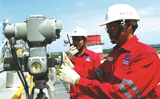 PV POWER SÁNG CỬA LỢI NHUẬN