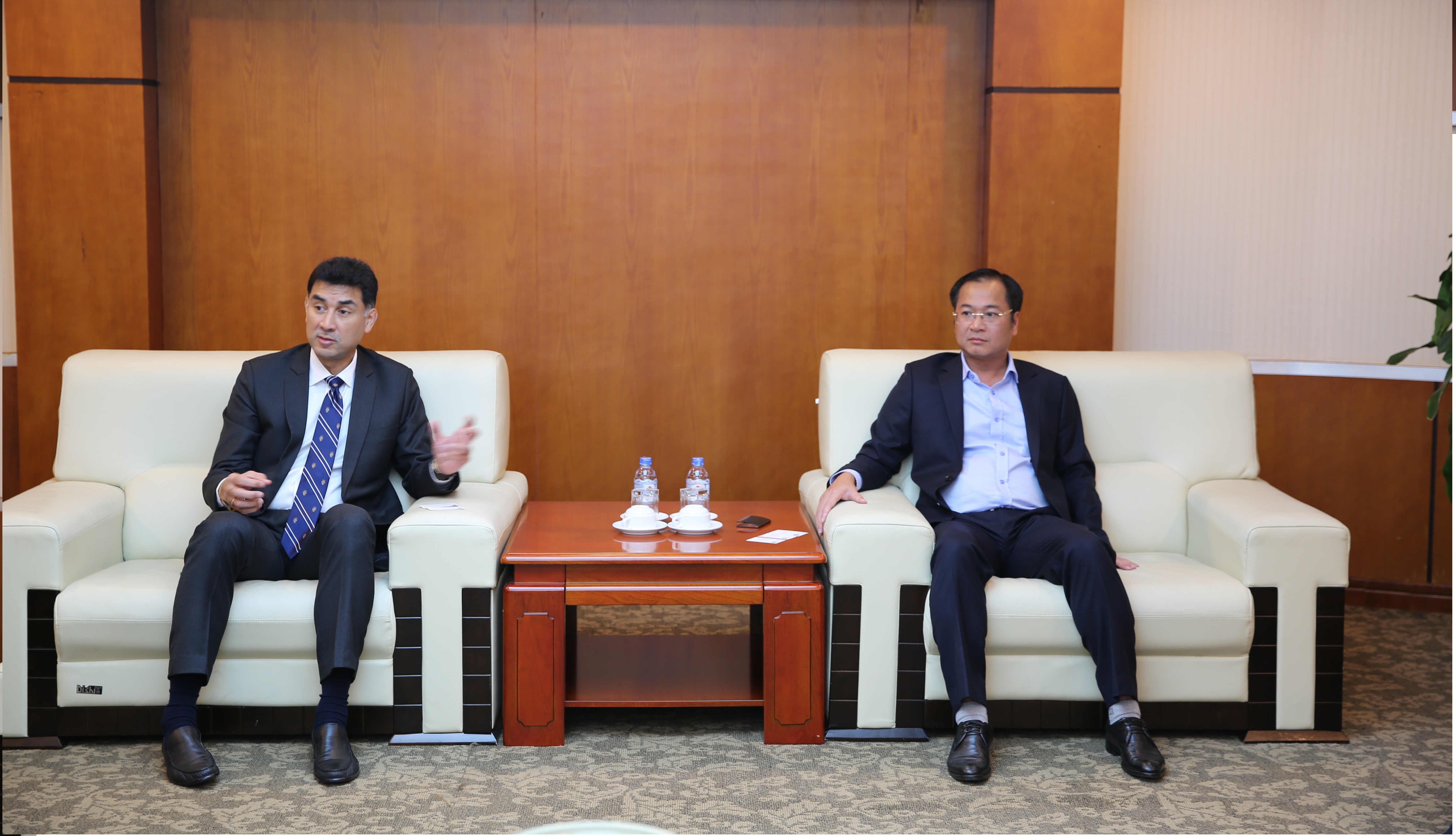 PV POWER TIẾP VÀ LÀM VIỆC VỚI LÃNH ĐẠO GE GAS POWER