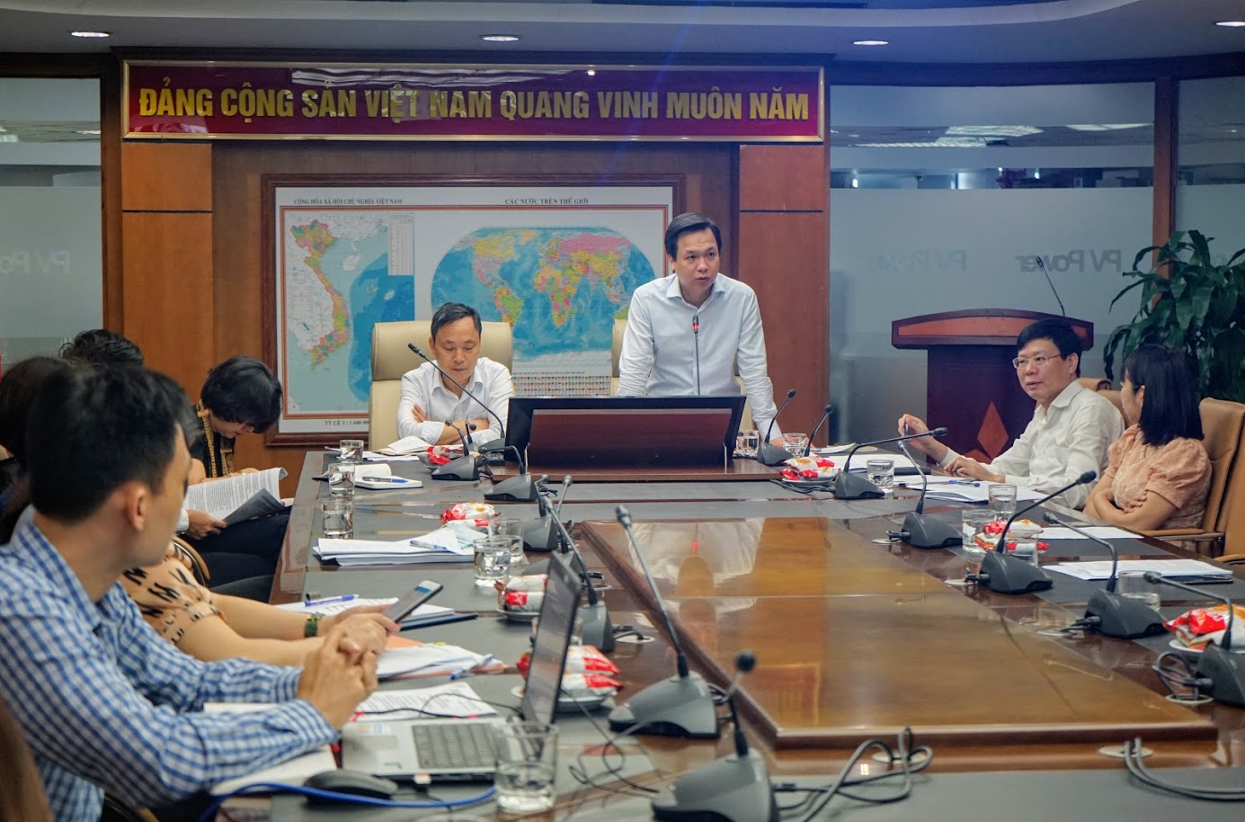 PV POWER TỔ CHỨC HỘI NGHỊ ĐỐI THOẠI TẠI NƠI LÀM VIỆC CỦA CÔNG TY MẸ