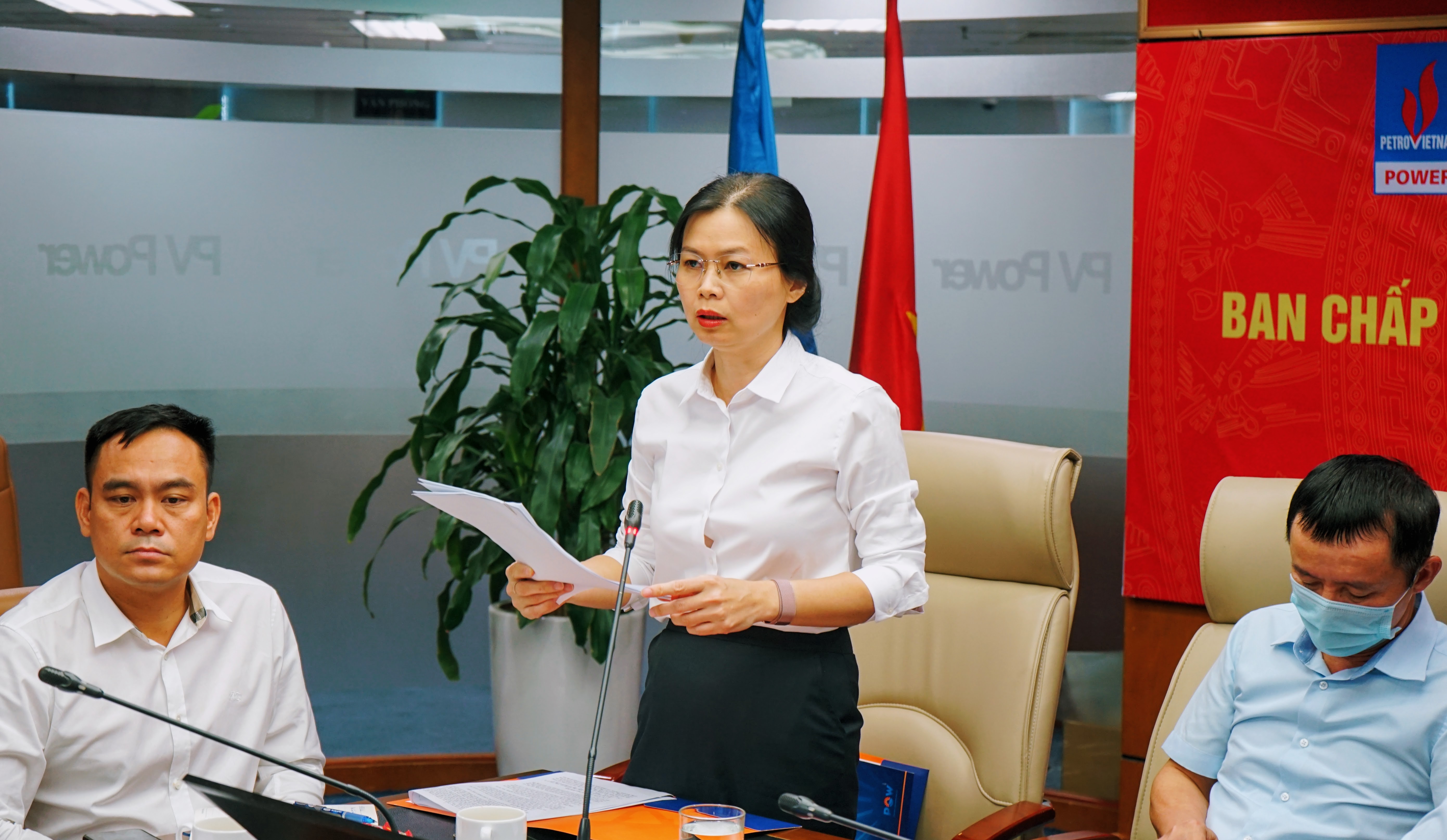  Đồng chí Ngô Hồng Vân tại Hội nghị