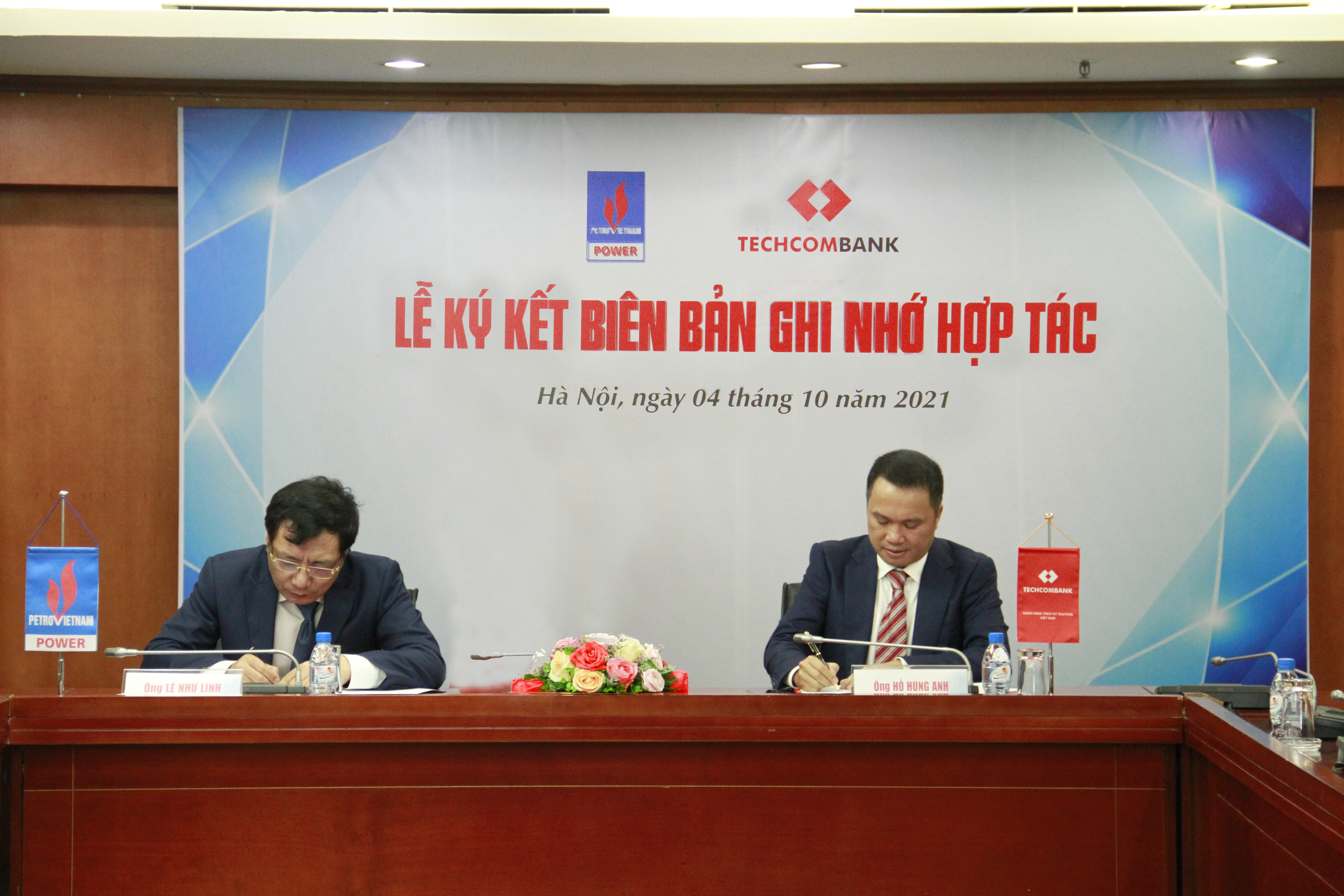 PV Power ký kết biên bản ghi nhớ hợp tác với Techcombank