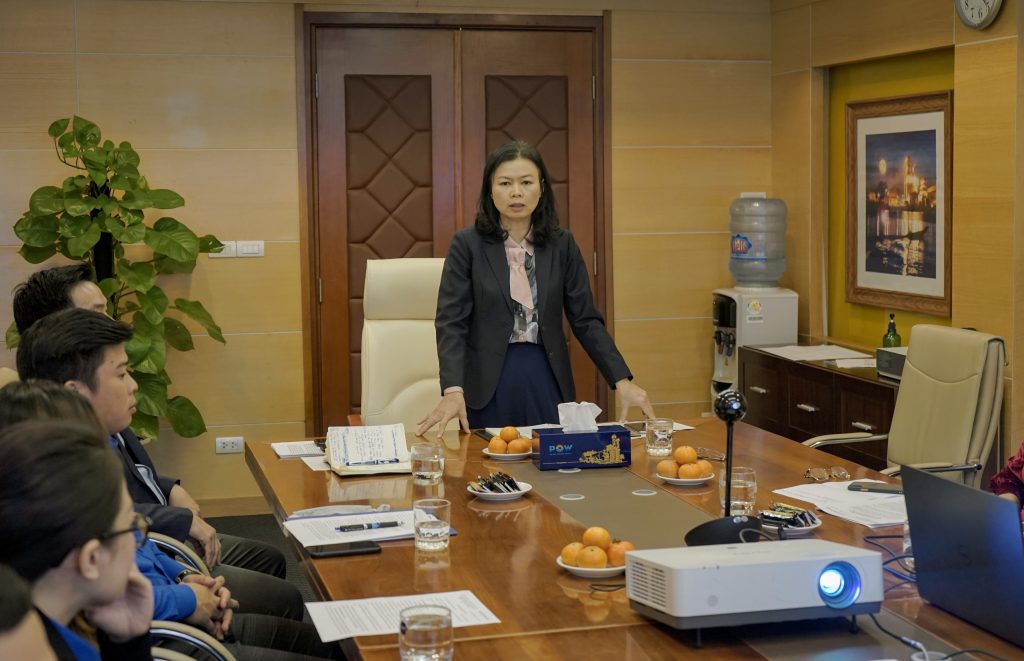  Đồng chí Ngô Hồng Vân phát biểu tại Hội nghị