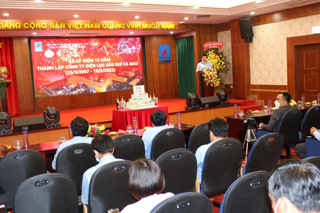  Ông Đoàn Công Đức - Giám đốc PV Power Ca Mau phát biểu tại buổi lễ