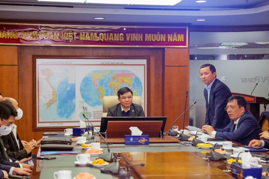  PV Power Chairman Ho Cong Ky spoke at the meeting