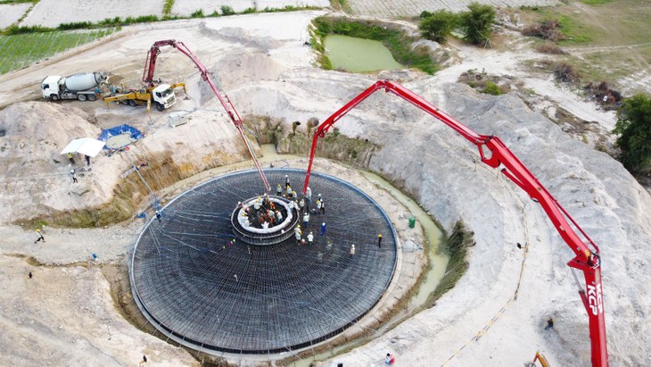 Mong ngóng cơ chế đấu thầu phát triển năng lượng tái tạo