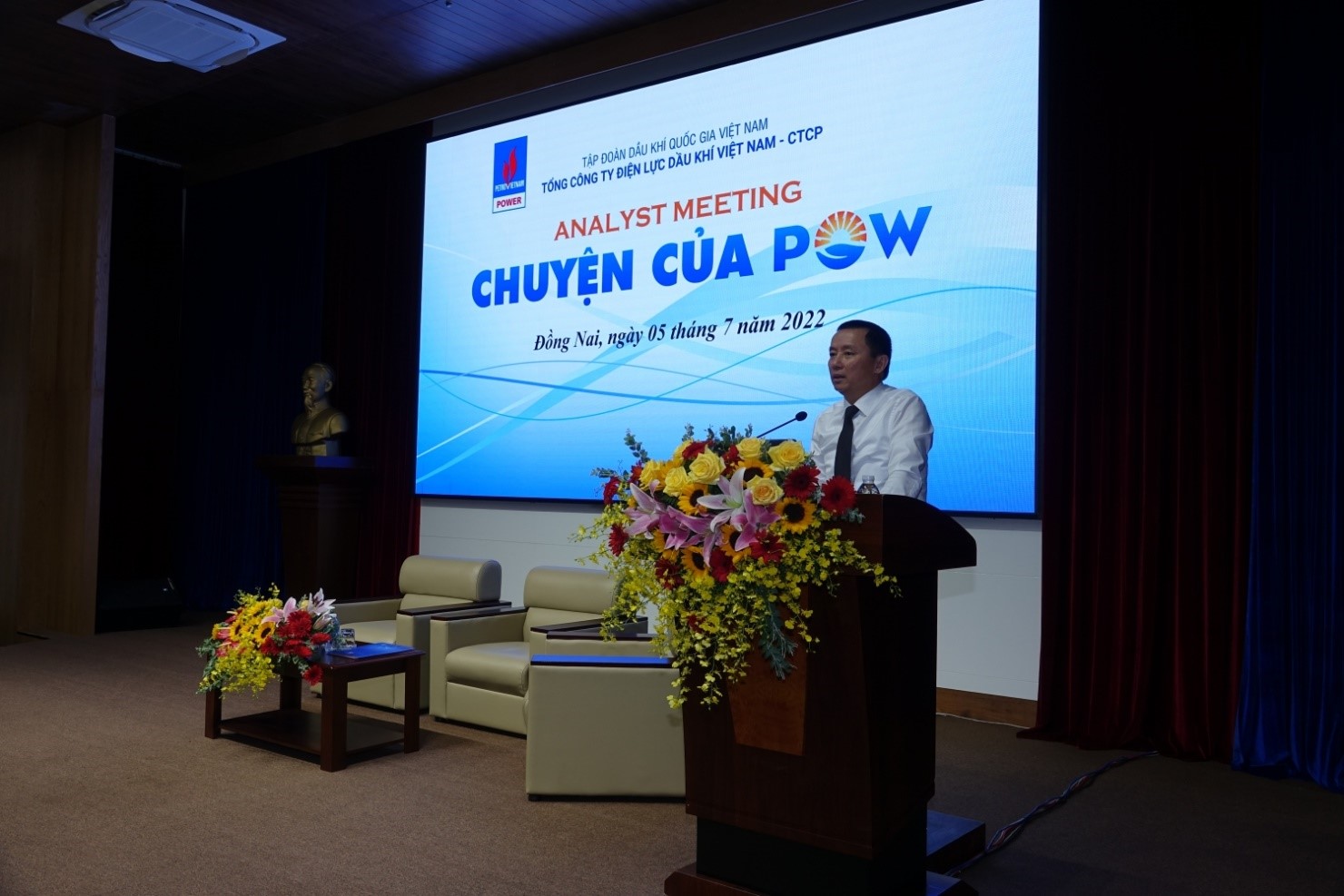 PV POWER GẶP GỠ VÀ ĐỐI THOẠI VỚI NHÀ ĐẦU TƯ VỚI CHỦ ĐỀ "CHUYỆN CỦA POW"