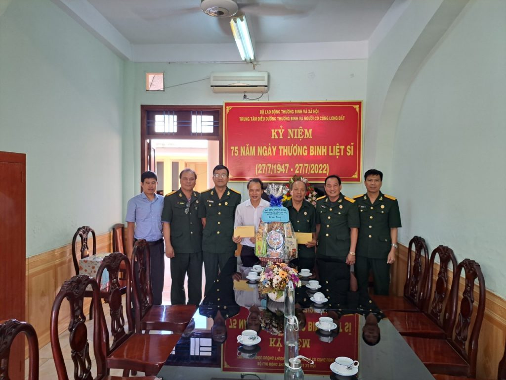  Đại diện các đơn vị phía Nam của PV Power đến thăm và gặp gỡ các thương bệnh binh