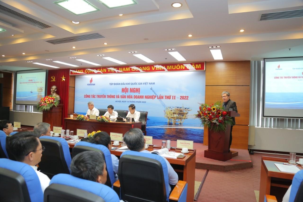 </a> Đồng chí Lê Quốc Vinh, Giám đốc Công ty truyền thông Lê phát biểu