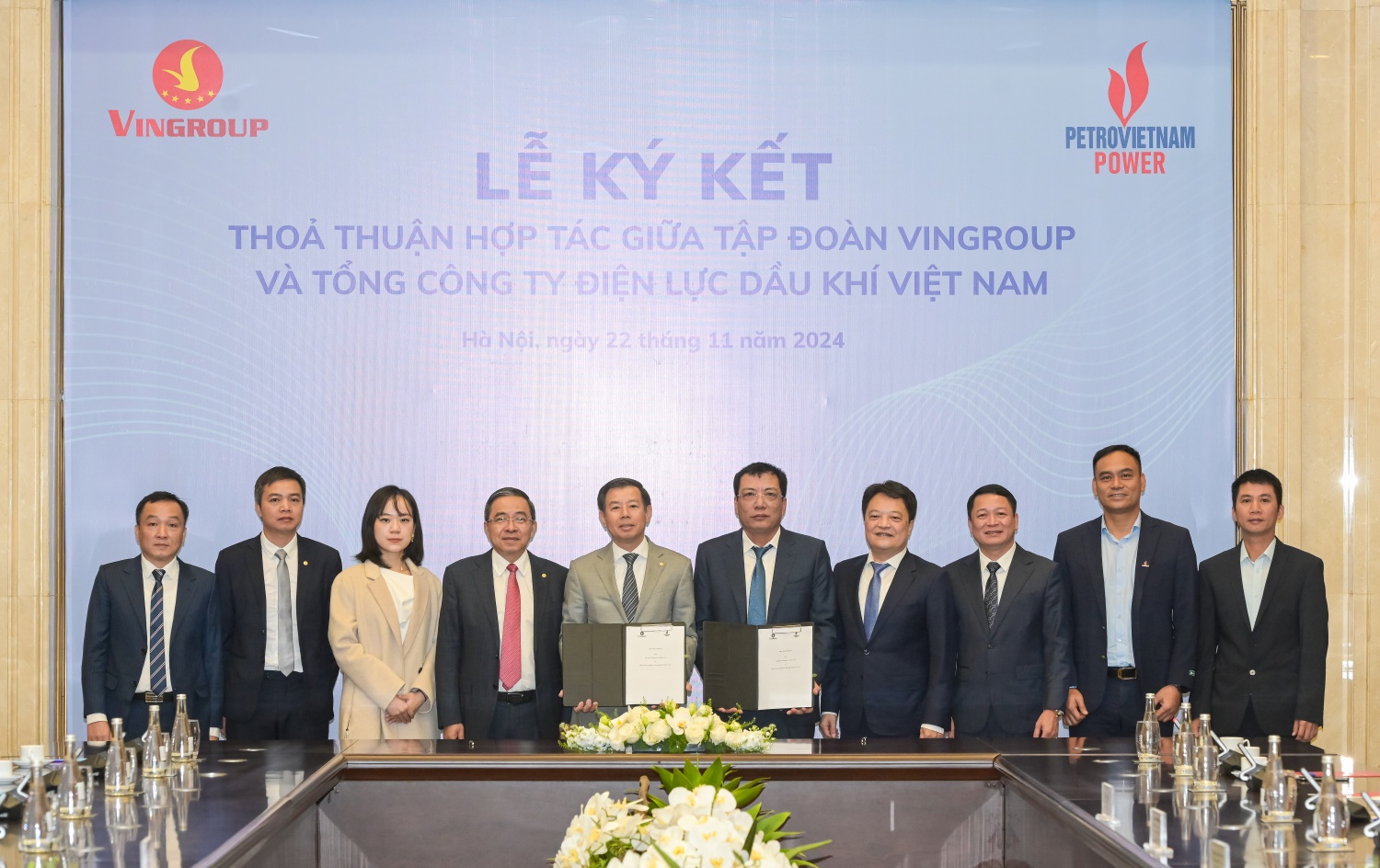 PV Power and Vingroup promote co-operation in green energy infrastructure development