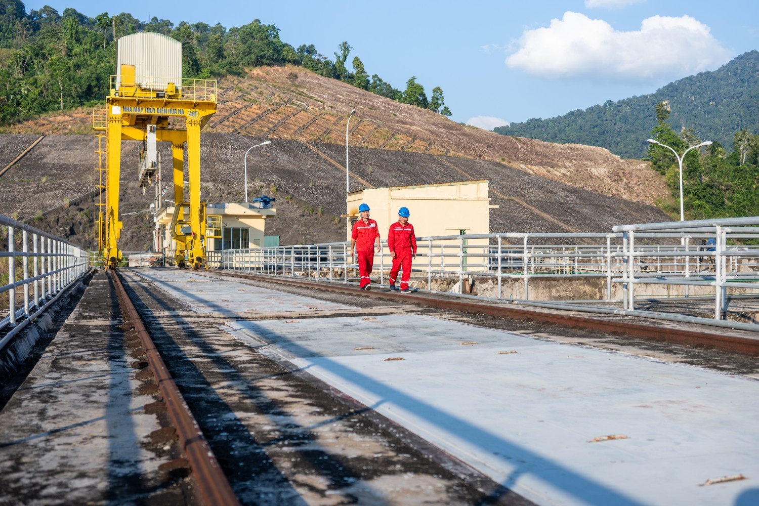 Bản lĩnh người đảng viên PETROVIETNAM giữa đại ngàn: Từ bản lĩnh vượt khó đến khát vọng mở đường