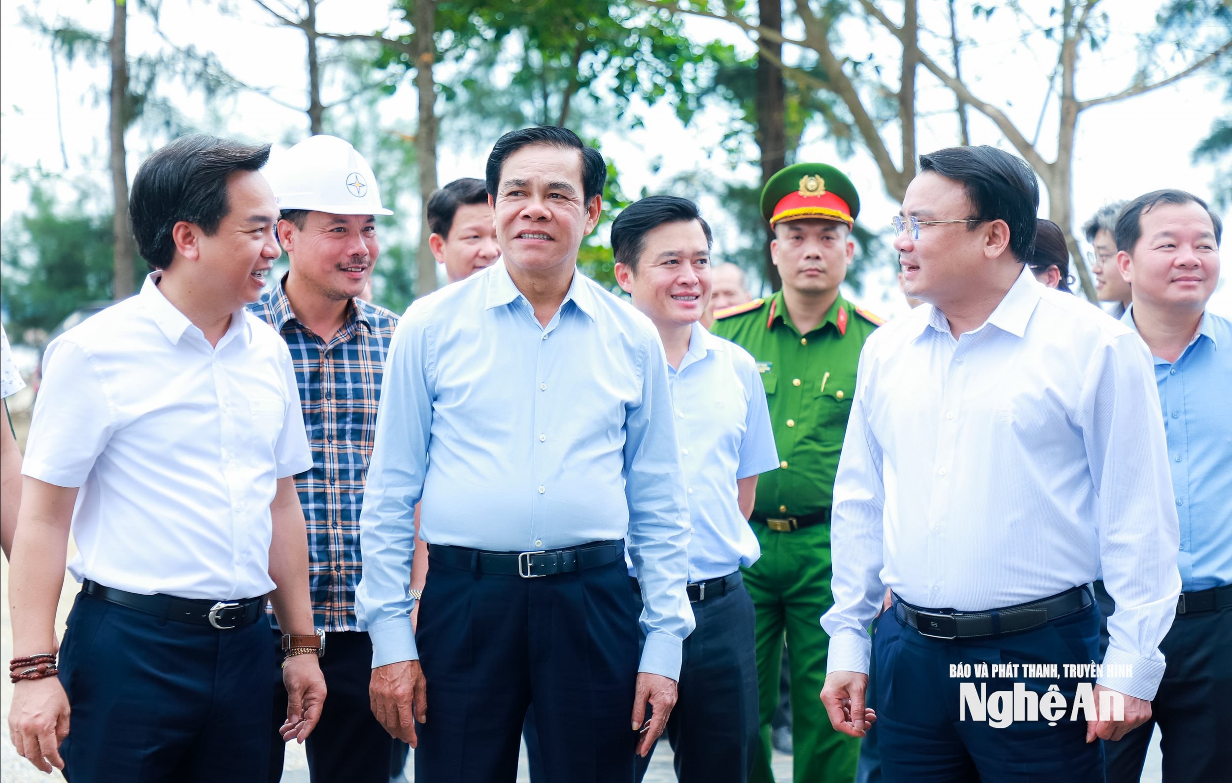 Chủ tịch UBND tỉnh Nghệ An kiểm tra công tác chuẩn bị Lễ khởi công Nhà máy Nhiệt điện LNG Quỳnh Lập gần 60.000 tỷ đồng