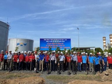 PV Power Nhơn Trạch hưởng ứng Tết trồng cây