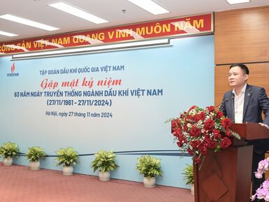 Petrovietnam gặp mặt kỷ niệm 63 năm ngày Truyền thống ngành Dầu khí Việt Nam