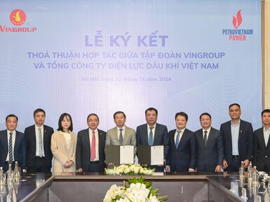 PV Power and Vingroup promote co-operation in green energy infrastructure development