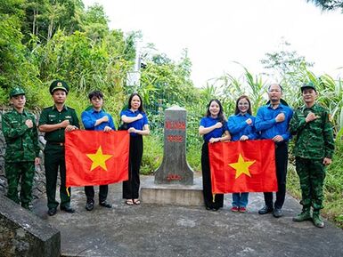 Tuổi trẻ PV Power tổ chức hành trình "Thắp sáng biên cương - Lan tỏa nghĩa tình" tại tỉnh Lạng Sơn