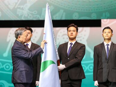 Petrovietnam đón nhận Huân chương Lao động hạng Nhất