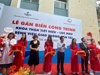 PV Power tài trợ công trình xây dựng Khoa thận – Tiết niệu và Lọc máu của Bệnh viện Giao thông Vận tải