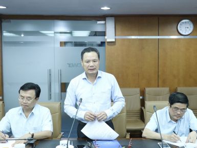 Thứ trưởng Lê Văn Thanh làm việc với Tập đoàn Dầu khí Việt Nam về việc triển khai tổng kết 10 năm thực hiện Chỉ thị số 29-CT/TW