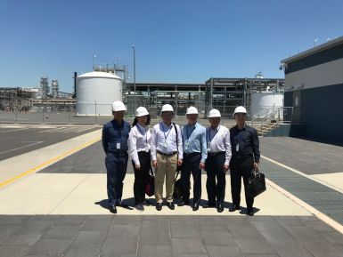 Phó Tổng Giám đốc Nguyễn Sinh Khang tham gia đoàn tháp tùng Thứ trưởng Bộ Công Thương Hoàng Quốc Vượng tham dự Hội nghị Quốc tế lần thứ 4