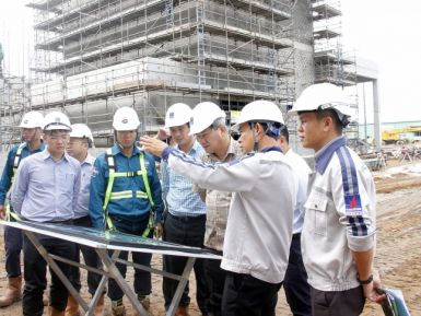 Lãnh đạo Tập đoàn Dầu khí Việt Nam kiểm tra tình hình Dự án NMNĐ Sông Hậu 1