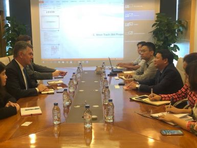 PV Power làm việc với đại diện ngân hàng Société Générale