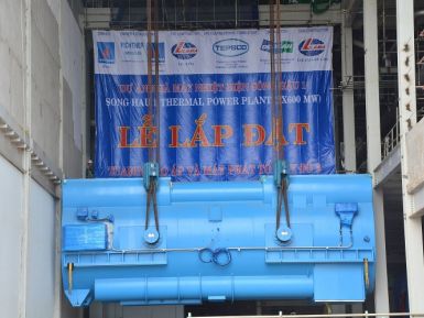 NMNĐ Sông Hậu 1: Lắp đặt thành công máy phát tổ máy số 2