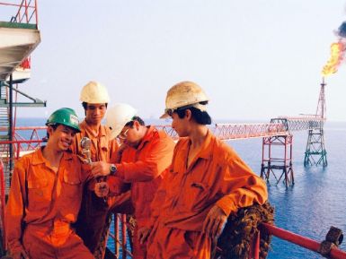 30 NĂM TÌM THẤY DẦU Ở TẦNG ĐÁ MÓNG MỎ BẠCH HỔ: QUAN TRỌNG LÀ Ý TRÍ VÀ NIỀM TIN