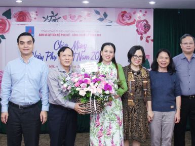 PV POWER TỔ CHỨC LỄ KỶ NIỆM NGÀY PHỤ NỮ VIỆT NAM 20/10