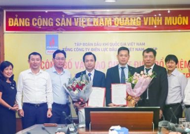 TỔNG CÔNG TY ĐIỆN LỰC DẦU KHÍ VIỆT NAM - CTCP TRAO QUYẾT ĐỊNH BỔ NHIỆM PHÓ TỔNG GIÁM ĐỐC.