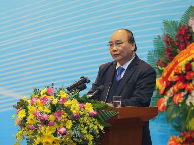 Thủ tướng Nguyễn Xuân Phúc: Petrovietnam trong khó khăn càng vững vàng, trước thử thách càng bản lĩnh