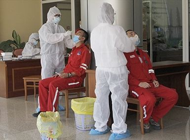 100% CBCNV NT2 có kết quả xét nghiệm Covid-19 âm tính