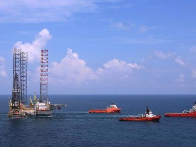 Để hợp đồng dầu khí tăng tính khả thi và phù hợp với thực tiễn