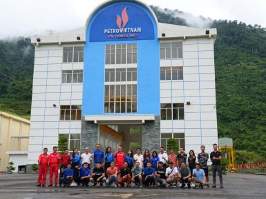 PV Power hưởng ứng phong trào trồng cây tại PV Power HHC