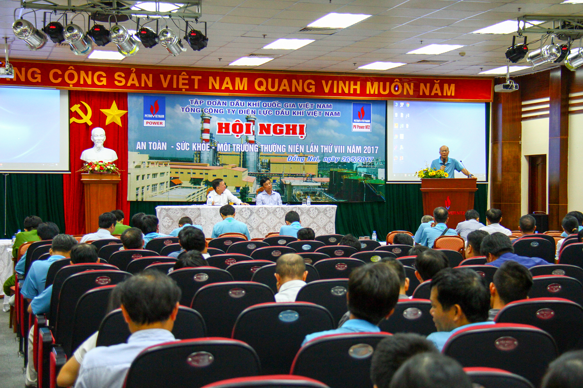 Hội nghị An toàn sức khoẻ môi trường thường niên lần thứ VIII năm 2017 của Tổng Công ty Điện lực Dầu khí Việt Nam.