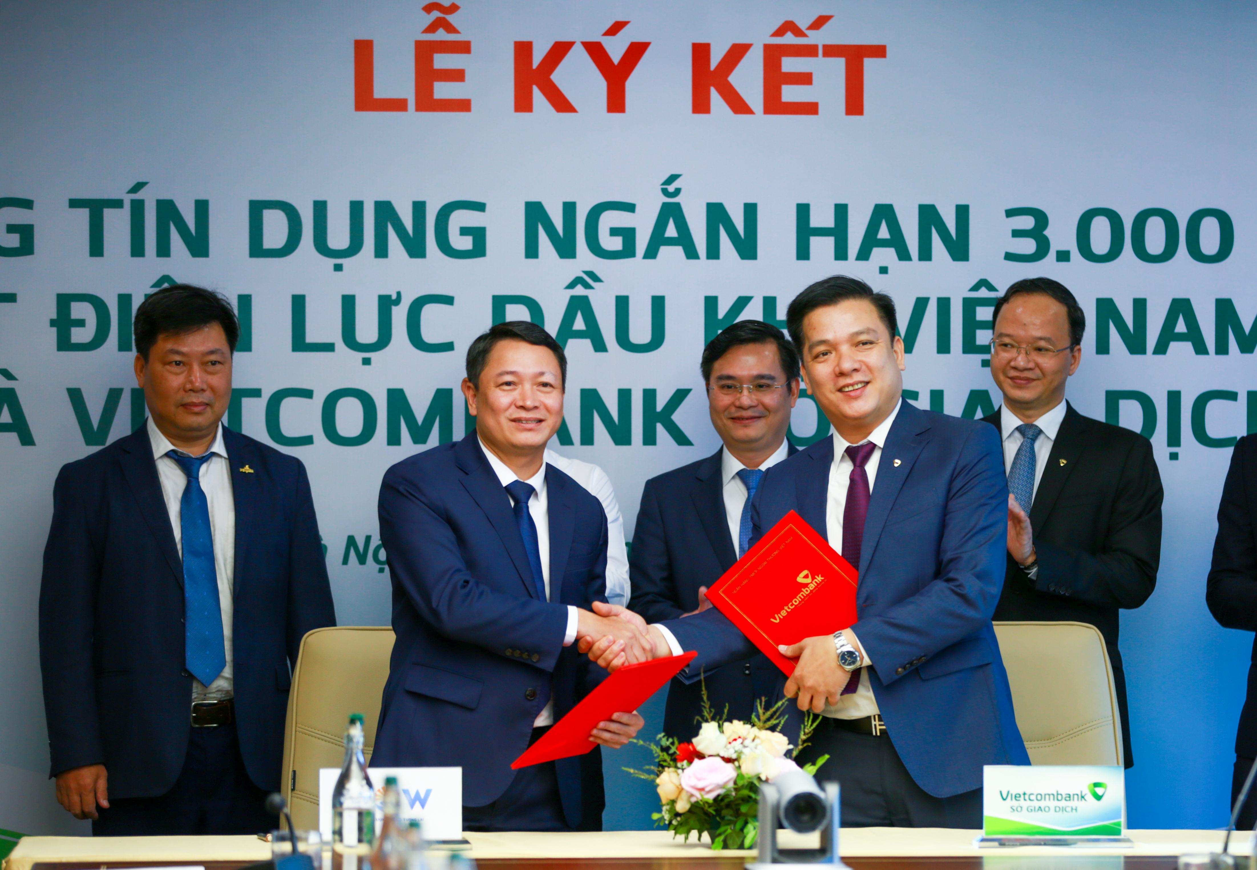 PV Power và VietcomBank ký kết hợp đồng tín dụng ngắn hạn 3000 tỷ đồng