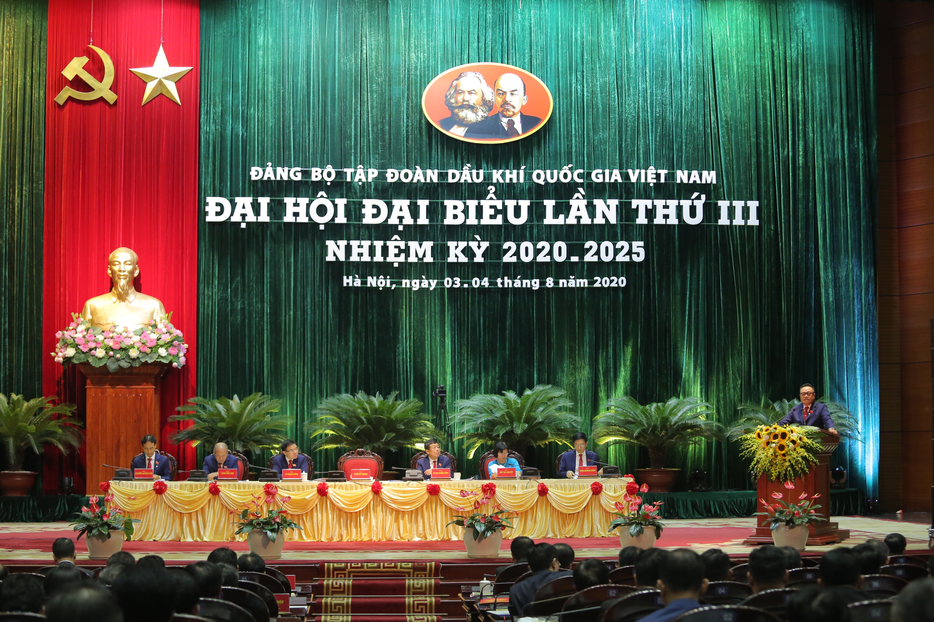Đảng bộ Tập đoàn Dầu khí Quốc gia Việt Nam đã hoàn thành tốt các chỉ tiêu đề ra