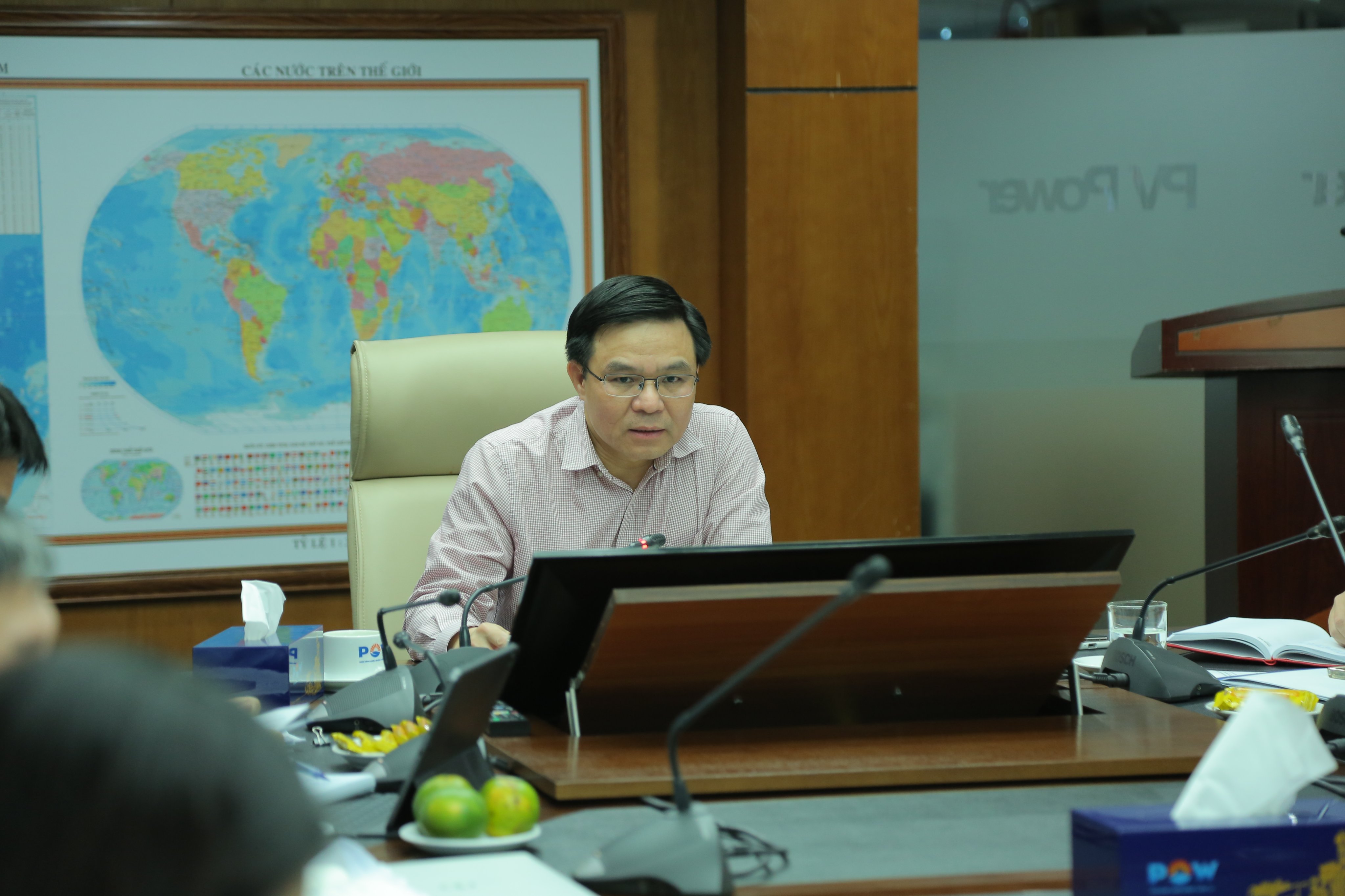  Tổng Giám đốc PVN Lê Mạnh Hùng phát biểu chỉ đạo kết thúc buổi làm việc