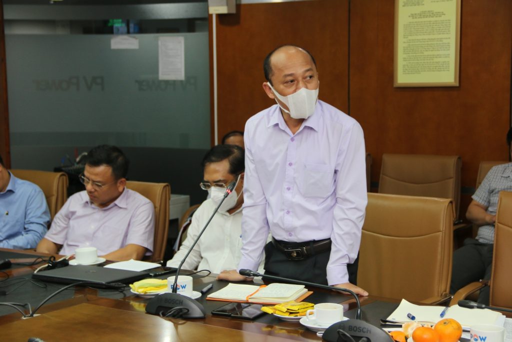  Đồng chí Hoàng Xuân Thành - Chủ tịch HĐQT PV Power HHC phát biểu góp ý tại Hội nghị