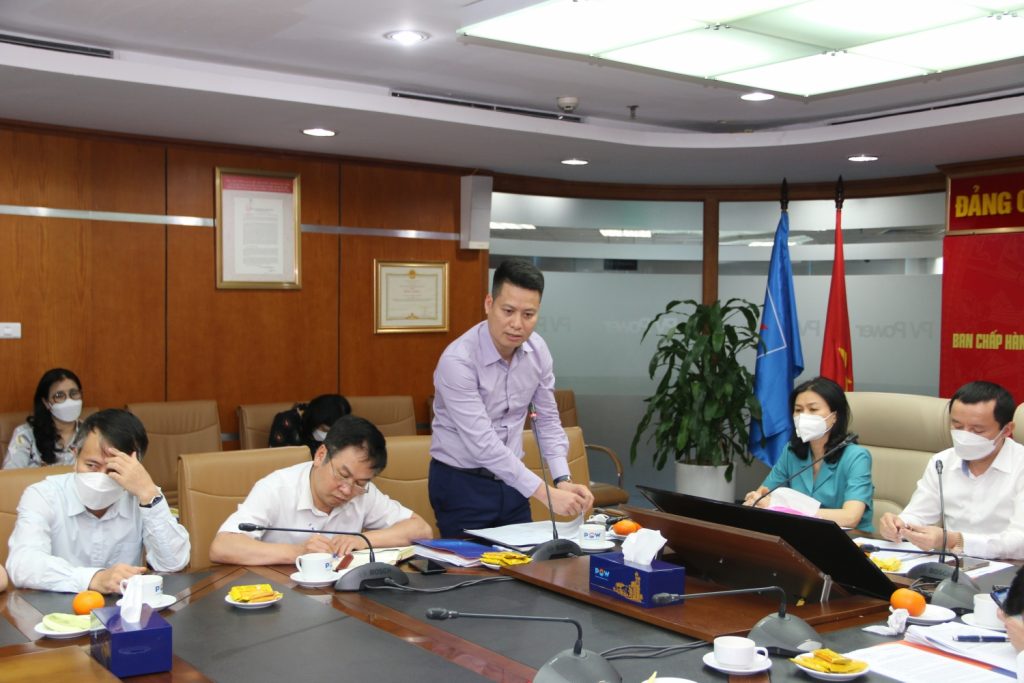  Đồng chí Phan Sỹ Linh tham gia ý kiến tại Hội nghị