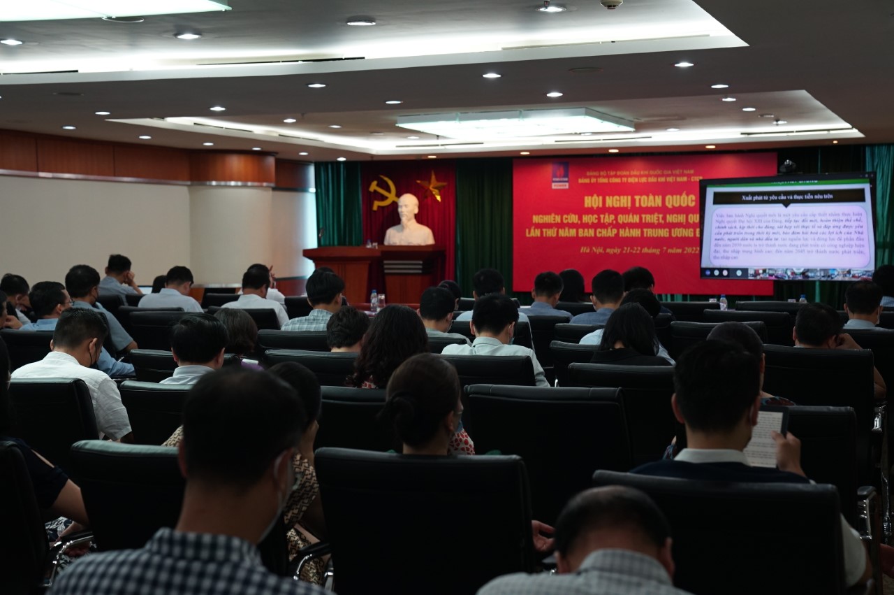 Đảng ủy Tổng công ty Điện lực Dầu khí Việt Nam - CTCP tham gia Hội nghị nghiên cứu, học tập, quán triệt Nghị quyết Trung ương 5, khoá XIII.